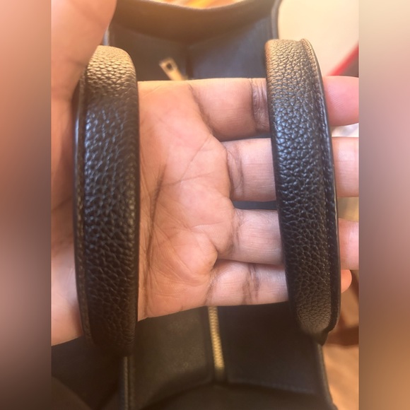 THE TOTE BAG VEGAN LEATHER BLACK - Picture 9 of 12